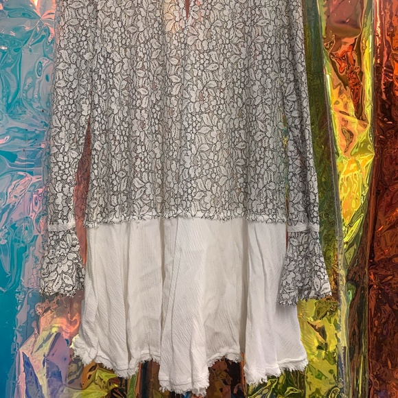Free People White w/Black Lace tunic - Picture 5 of 6